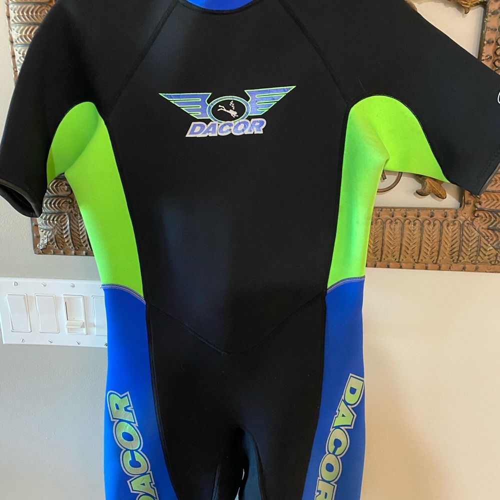 DACOR SURF WET SUIT